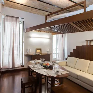  Apartamento Trevi Fountain - Lovely Loft